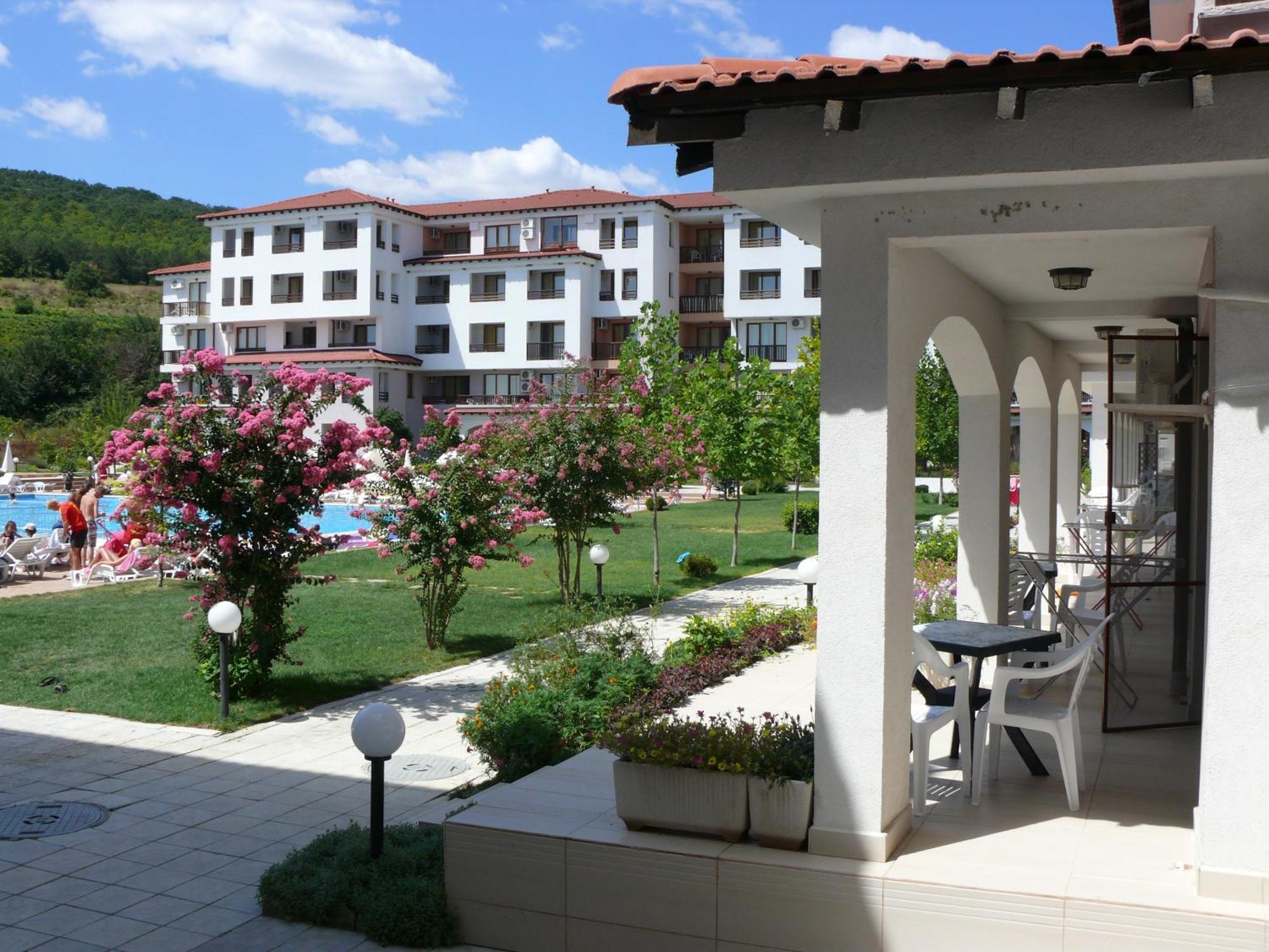 Apart Hotel Harmony Hills Residence Rogachevo Exterior photo