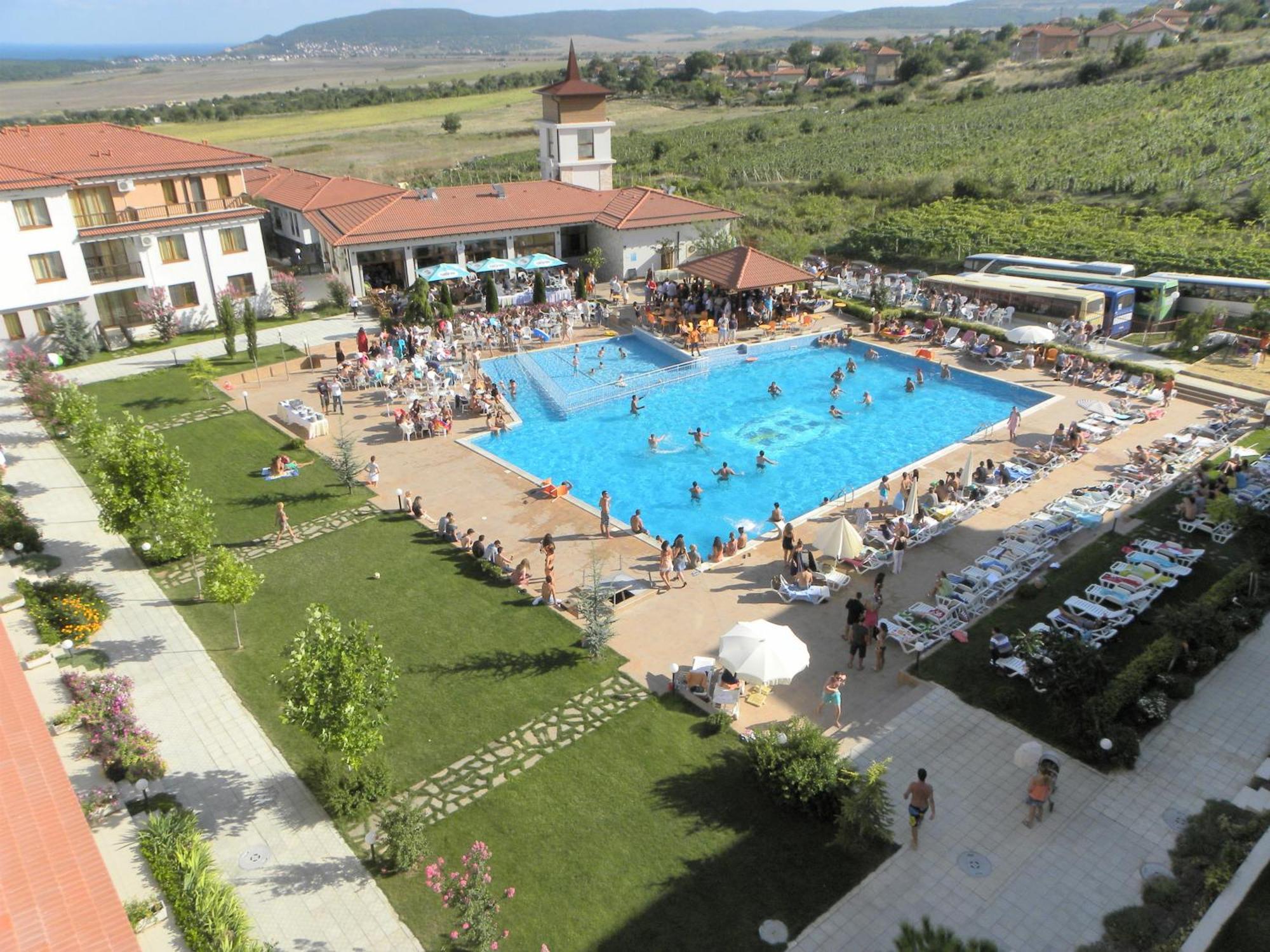 Apart Hotel Harmony Hills Residence Rogachevo Exterior photo